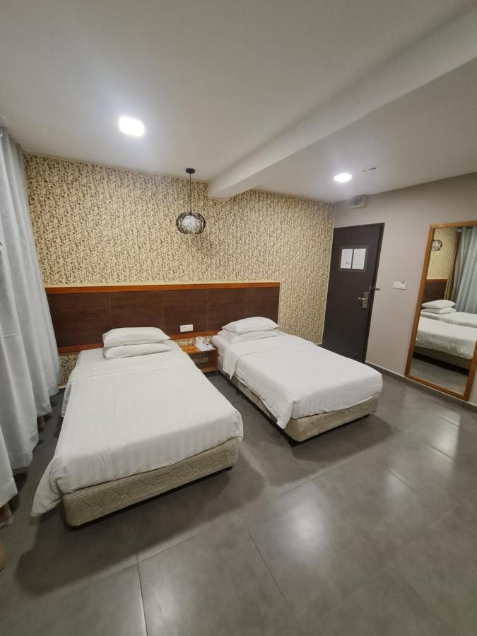 Hotel Bestari Kuala Lipis Exterior foto
