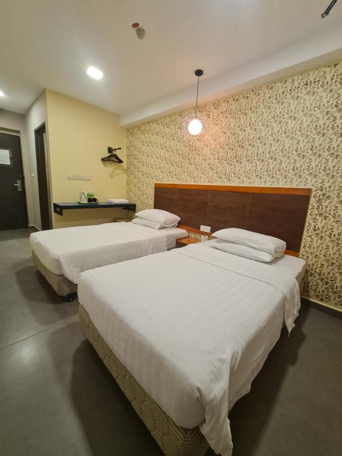 Hotel Bestari Kuala Lipis Exterior foto