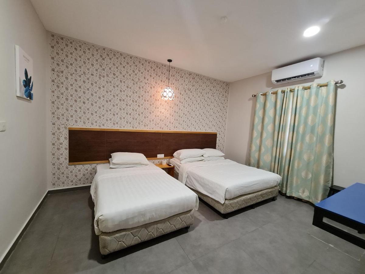 Hotel Bestari Kuala Lipis Exterior foto